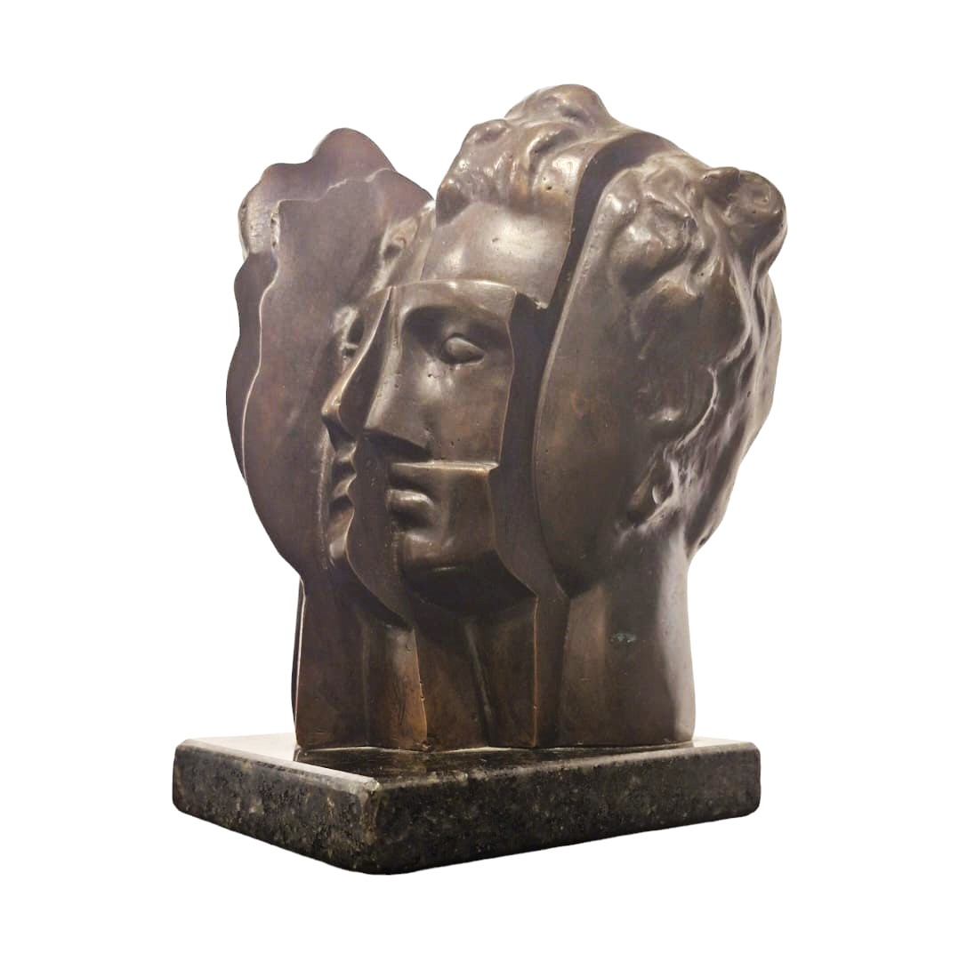 Marta Minujin  “Cabeza Fragmentada”